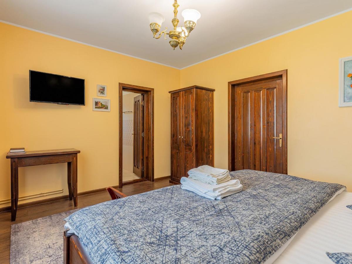 Casa Saraste Rasnov Exterior foto
